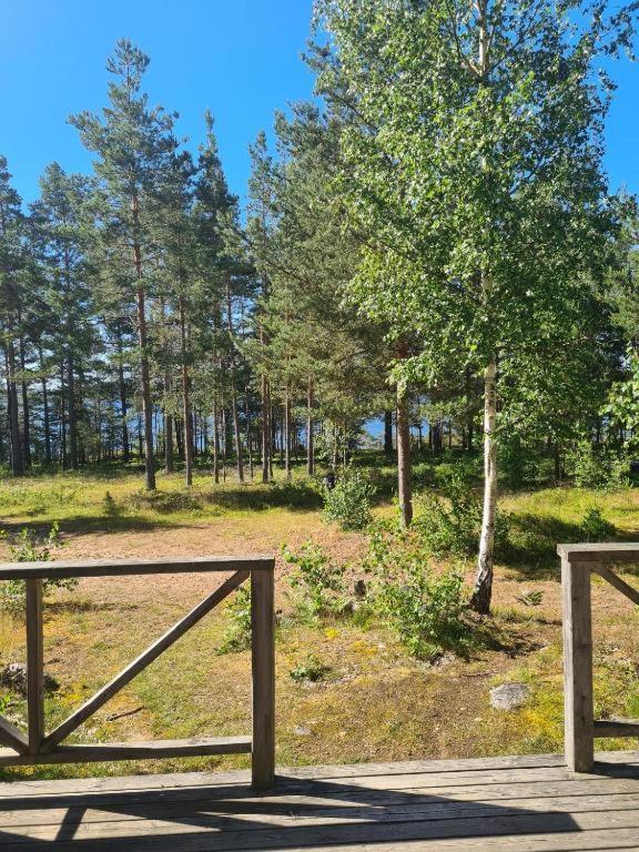 Villa Gaerdsholmens Skaergardshemman "Eken" Edsbruk Esterno foto